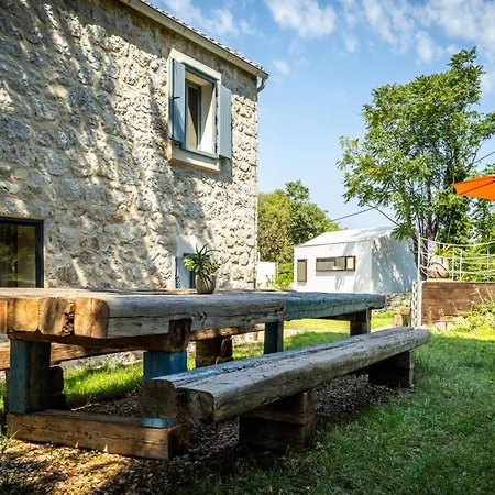 Fig & Oak Villa
