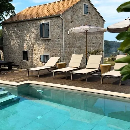 Fig&oak Villa